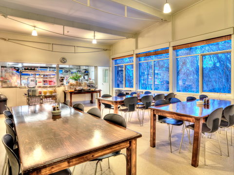 Ajax Ski Club - Getaway Accommodation 1