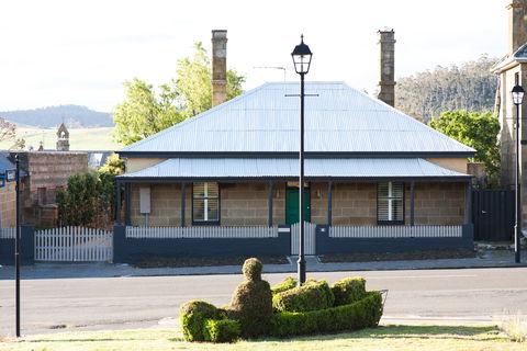 Raffah House - Getaway Accommodation 0