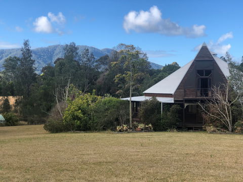 Wobbly Boot Estate - Getaway Accommodation 0