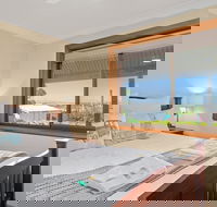 Century21 SouthCoast Reef  Vines Port Noarlunga - Getaway Accommodation