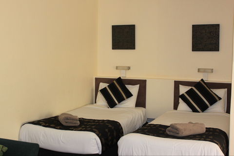 Inverell Motel - Getaway Accommodation 2