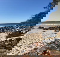 Tallwood Beach House - Getaway Accommodation