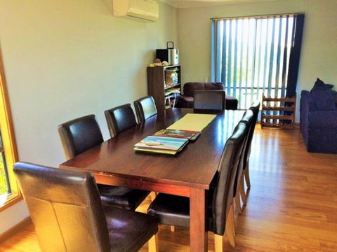 Bashams Beach House - Getaway Accommodation 2