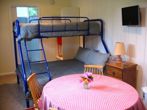 Cedar Grove Farmstay - Getaway Accommodation 0