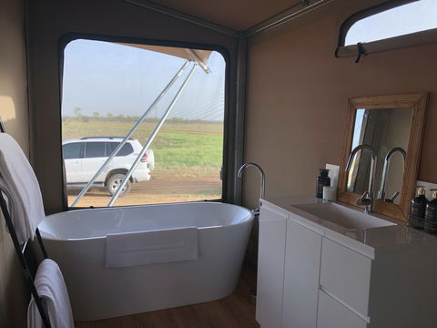 Mitchell Grass Retreat - Getaway Accommodation 2