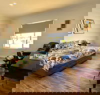 The Mains Guest House - Getaway Accommodation