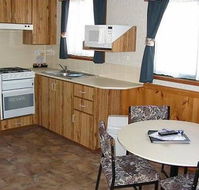 Spinnakers Leisure Park - Getaway Accommodation