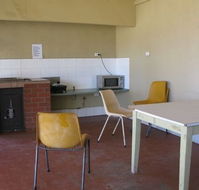 Lake View Broken Hill Caravan Park - Getaway Accommodation