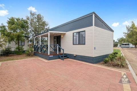 Jurien Bay Tourist Park - Getaway Accommodation 1