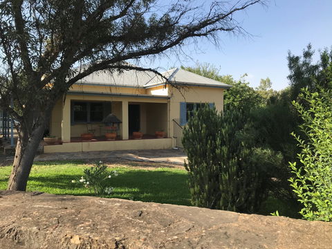 R&R B&B - Getaway Accommodation 1