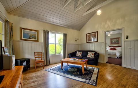 Bendigo Cottages Bed And Breakfast - Getaway Accommodation 1