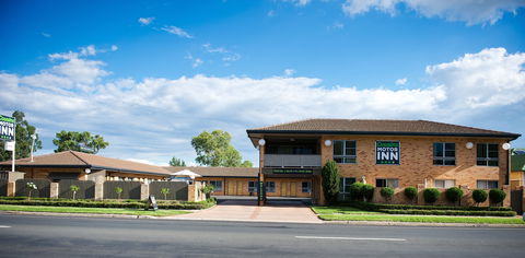 Cousins Motor Inn - Getaway Accommodation 0