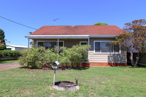Driftwood At Blacksmiths - Getaway Accommodation 0