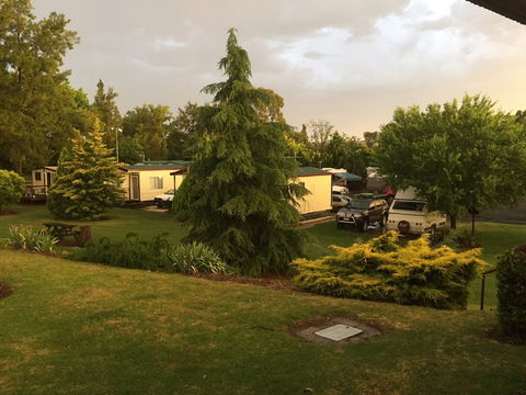 Inverell Caravan Park - Getaway Accommodation 1