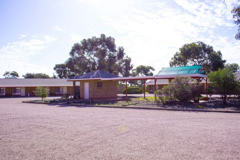 Kadina Gateway Motor Inn - Getaway Accommodation 1