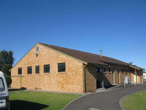 Lake Windemere Caravan Park - Getaway Accommodation 2