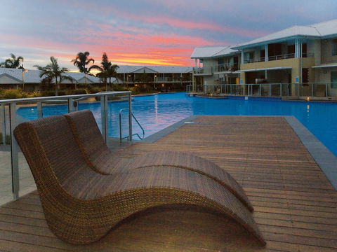 Oaks Port Stephens Pacific Blue Resort - Getaway Accommodation 0