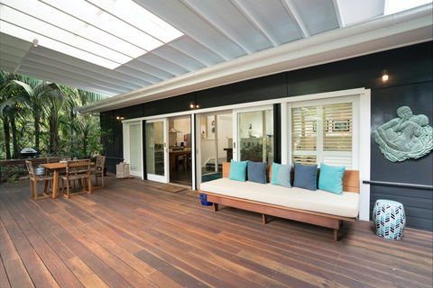 Blue Peter Luxury Beach House - Getaway Accommodation 2