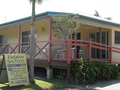 Dolphin Sands Holiday Villas - Getaway Accommodation 1