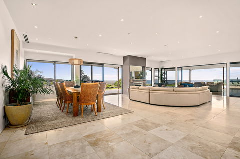 Mont Sapphire Luxury Retreat - Getaway Accommodation 0