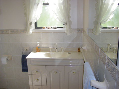 Tradewinds At The Bay - Getaway Accommodation 2