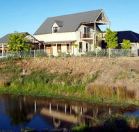 Tessenna Villa - Getaway Accommodation