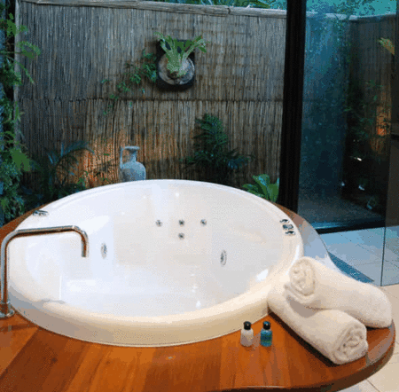 Witches Falls Cottages - Getaway Accommodation 3