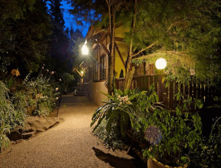 Christel And Tony's Chalet - Getaway Accommodation 2