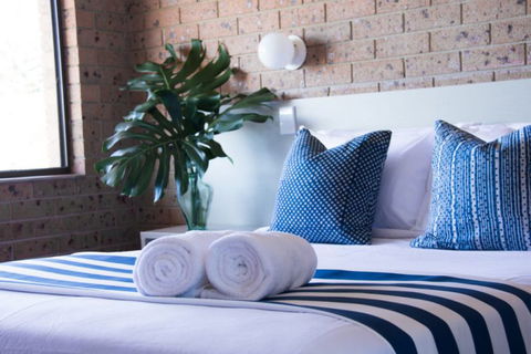 Mollymook Seascape Motel & Apartments - Getaway Accommodation 2