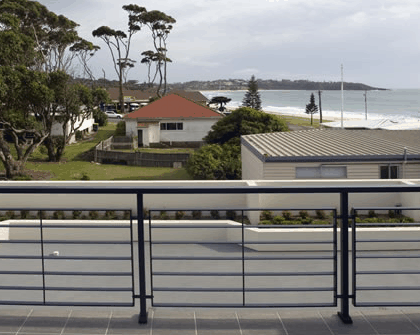 Mollymook Beachfront Executive Apartments - Getaway Accommodation 4
