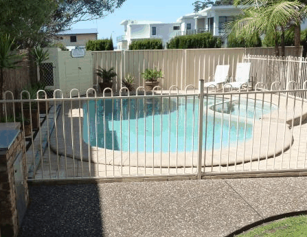 Mollymook Surfbeach Motel & Apartments - Getaway Accommodation 2