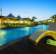 Oaks Pacific Blue Resort - Getaway Accommodation