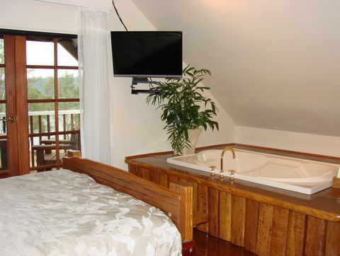 Clarence River Bed & Breakfast - Getaway Accommodation 2