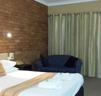 AA Hilldrop Motor Inn - Getaway Accommodation