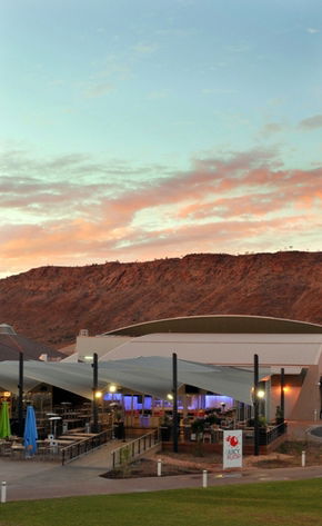 Lasseters Hotel Alice Springs - Getaway Accommodation 2
