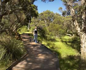 Leschenault Peninsula Conservation Park - Getaway Accommodation 0
