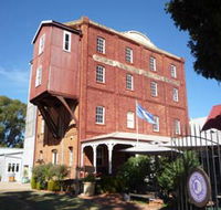 The York Mill - Getaway Accommodation