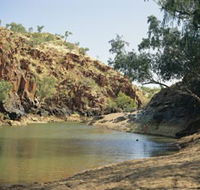 Caroline Pool - Getaway Accommodation