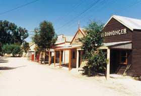 Old Tailem Town Pioneer Village - Getaway Accommodation 0