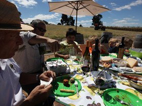 God's Hill Wines - Getaway Accommodation 0