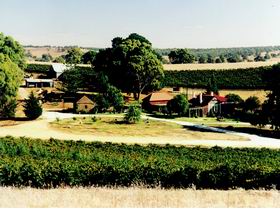 Irvine Wines - Getaway Accommodation 0