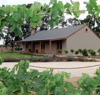 VineCrest Fine Barossa Wine - Getaway Accommodation