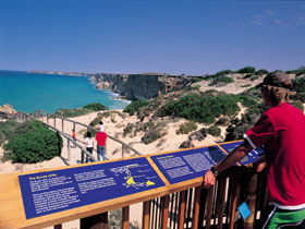 Far West Coast Marine Park - Getaway Accommodation 0