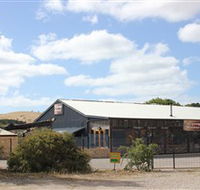 Smiling Samoyed Brewery - Getaway Accommodation