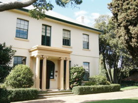 Franklin House - Getaway Accommodation 0