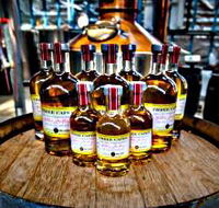 William McHenry and Sons Distillery - Getaway Accommodation