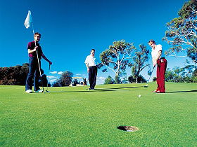 George Town Golf Club - Getaway Accommodation 0