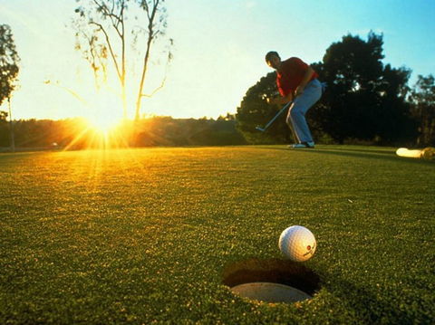 Launceston Golf Club - Getaway Accommodation 0