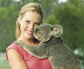 Paradise Country Aussie Farm Tour - Getaway Accommodation 0