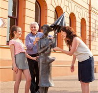 Birthplace of PL Travers - Getaway Accommodation